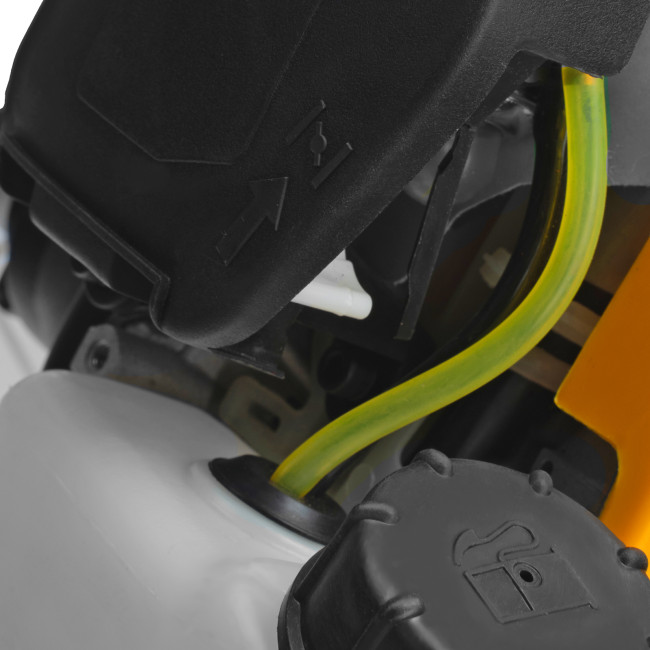 Триммер бензиновый DTL-37-4T, 4-тактный, 37 см3, неразъемная штанга, состоит из 2 частей Denzel в Казани