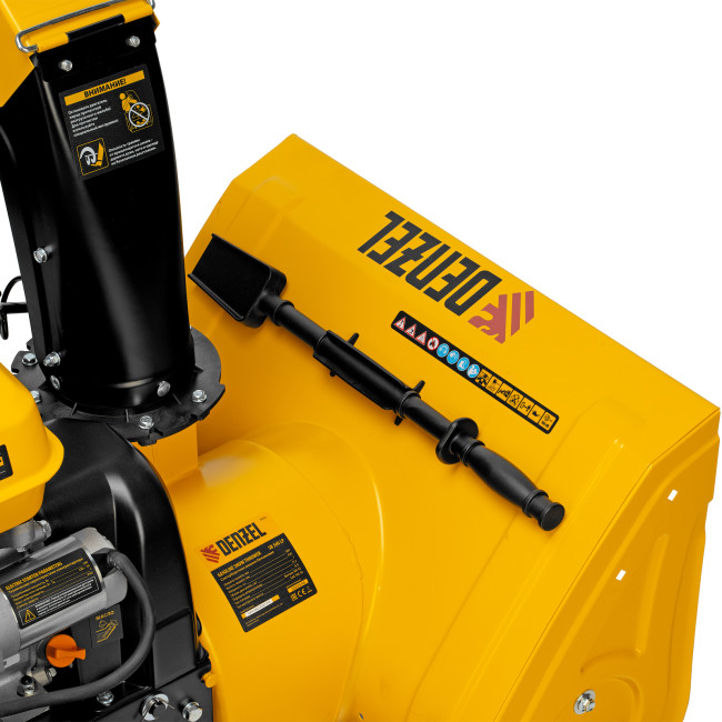 Бензиновая снегоуборочная машина SB 560 LP, 212 cc, электростартер, фара Denzel в Казани