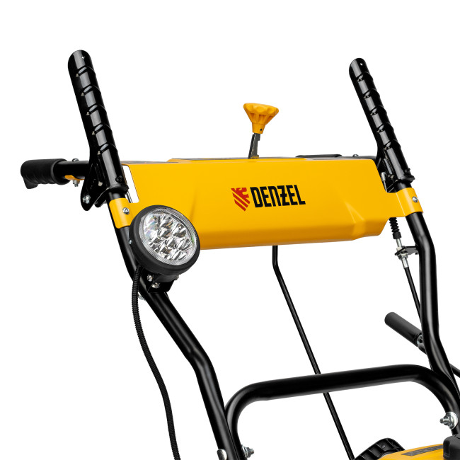 Бензиновая снегоуборочная машина SB 560 LP, 212 cc, электростартер, фара Denzel в Казани