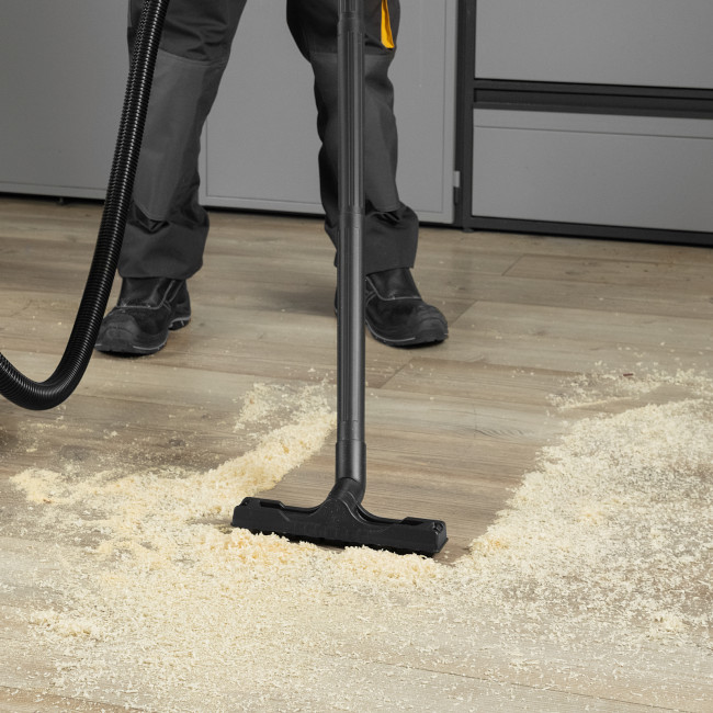 Пылесос строительный SVC15, 1200 Вт, бак 15 л, шланг 2 м Denzel в Казани