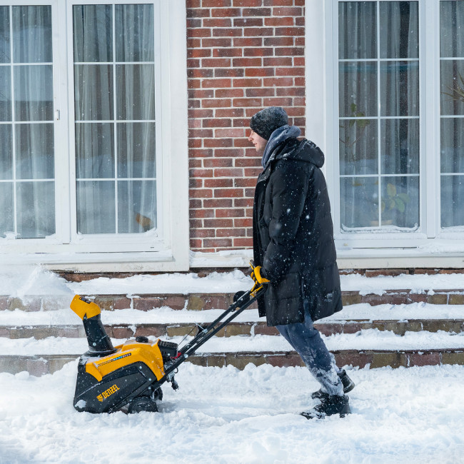 Бензиновая снегоуборочная машина SB 460 E, 99cc, эл.старт, шнек SnowCrusher Denzel в Казани Бензиновая снегоуборочная машина SB 460 E, 99cc, эл.старт, шнек SnowCrusher Denzel в Казани