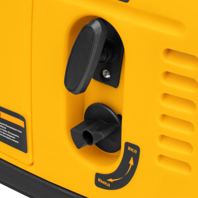 Генератор инверторный GT-1200iS, 1.2 кВт, 230 В, бак 2.4 л, закрытый корпус, ручной старт Denzel в Казани