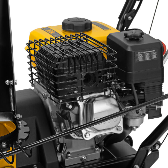 Бензиновая снегоуборочная машина SBM 610, 212 cc, ручной старт, фара Denzel в Казани