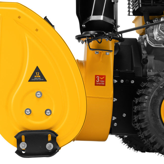 Бензиновая снегоуборочная машина SBM 610, 212 cc, ручной старт, фара Denzel в Казани