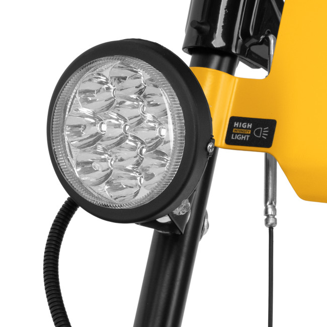 Бензиновая снегоуборочная машина SBM 610, 212 cc, ручной старт, фара Denzel в Казани