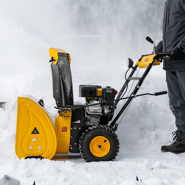 Бензиновая снегоуборочная машина SBM 610, 212 cc, ручной старт, фара Denzel в Казани