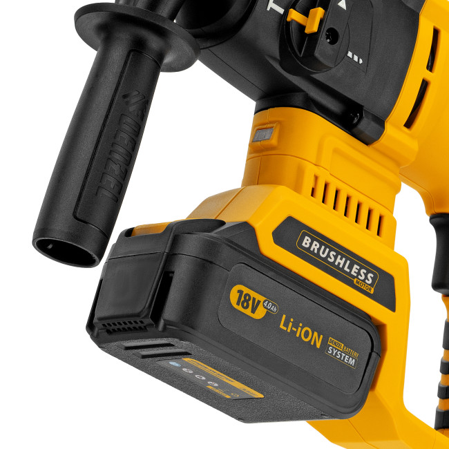 Перфоратор аккумуляторный BLRH-IB-26 Li-Ion, 18 В Denzel в Казани Перфоратор аккумуляторный BLRH-IB-26 Li-Ion, 18 В Denzel в Казани