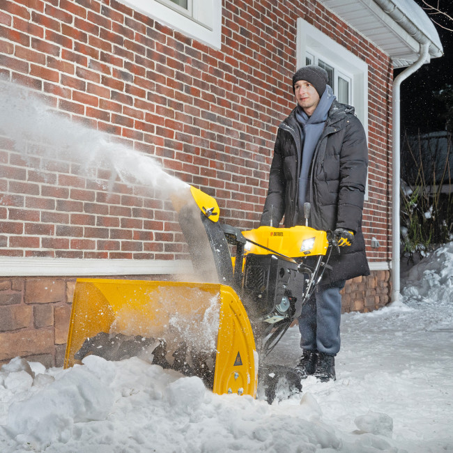 Бензиновая снегоуборочная машина SBL 711DT PRO, 420cc, гусеницы, эл.старт, блок. дифф. Denzel в Казани Бензиновая снегоуборочная машина SBL 711DT PRO, 420cc, гусеницы, эл.старт, блок. дифф. Denzel в Казани