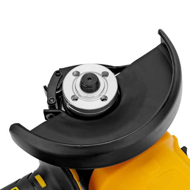 Машина шлифовальная угловая AG125-1500, 1500 Вт, 125 мм, 3000-11000 об/мин Denzel в Казани