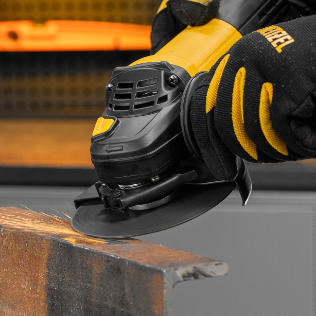 Машина шлифовальная угловая AG125-1500, 1500 Вт, 125 мм, 3000-11000 об/мин Denzel в Казани