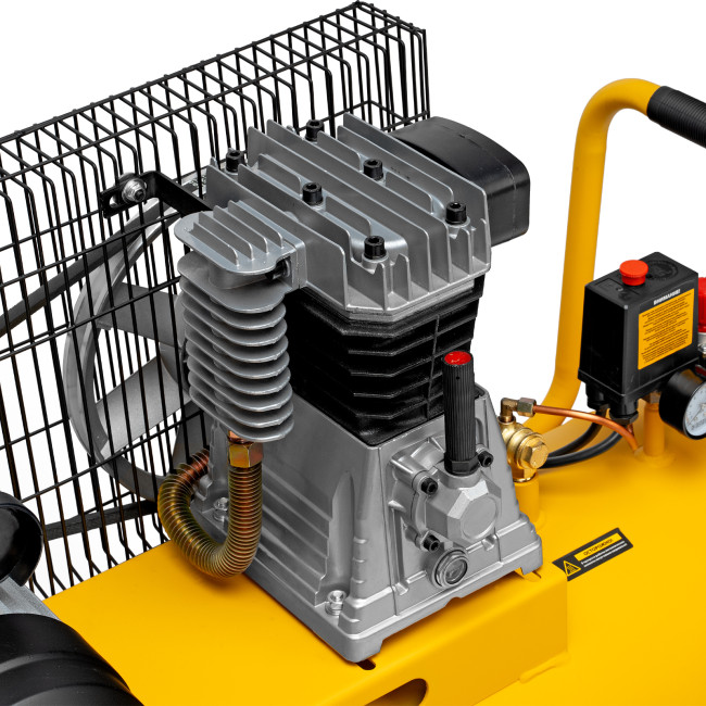 Компрессор воздушный BCI2300/100, ременный привод, 2.3 кВт, 100 литров, 400 л/мин Denzel в Казани