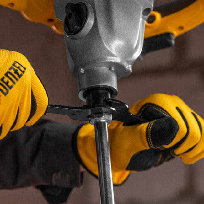 Миксер строительный EM-1-1600, 1600 Вт, 180-460/300-750 об/мин Denzel в Казани