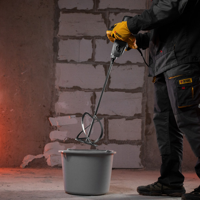 Миксер строительный EM-1-1600, 1600 Вт, 180-460/300-750 об/мин Denzel в Казани