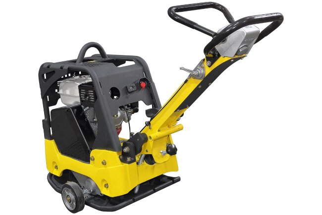 Виброплита реверсивная TSS-CP-220  (гидравлический привод) в Казани