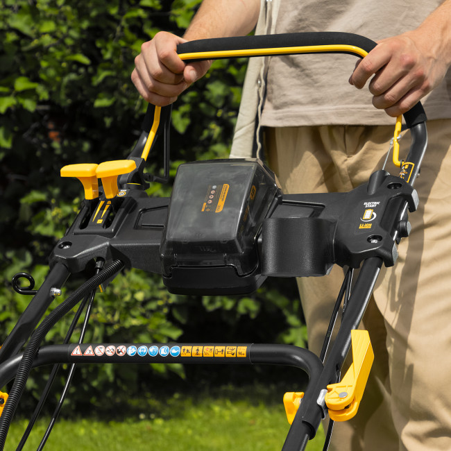 Газонокосилка бензиновая GLD-460SP-VE, 146 см3, шир. 46см, привод, вариатор, эл.старт, 60 л Denzel в Казани