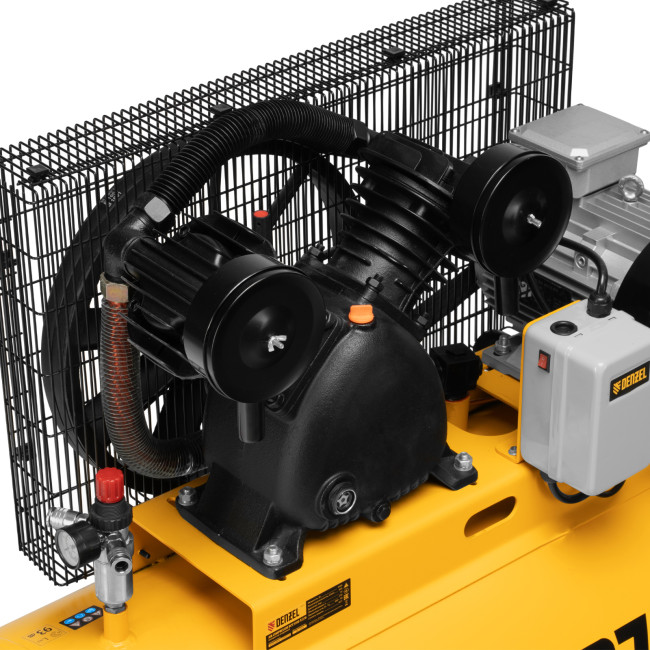 Компрессор воздушный рем. привод BCV 5500-T/270, 5,5 кВт, 270 литров, 850 л/мин Denzel в Казани