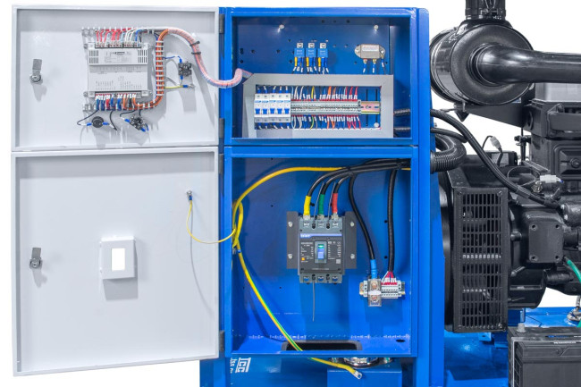 Дизельный генератор ТСС АД-120С-Т400 в погодозащитном кожухе с АВР в Казани