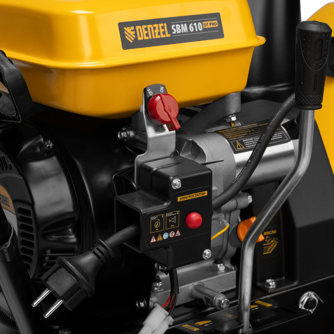 Бензиновая снегоуборочная машина SBM 610DT PRO, 212cc, гусеницы, эл.старт, блок. дифф. Denzel в Казани Бензиновая снегоуборочная машина SBM 610DT PRO, 212cc, гусеницы, эл.старт, блок. дифф. Denzel в Казани