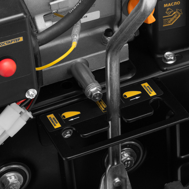 Бензиновая снегоуборочная машина SBM 610DT PRO, 212cc, гусеницы, эл.старт, блок. дифф. Denzel в Казани Бензиновая снегоуборочная машина SBM 610DT PRO, 212cc, гусеницы, эл.старт, блок. дифф. Denzel в Казани