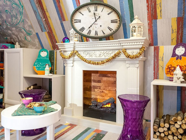 Каминокомплект Amalfi - Махагон коричневый антик с очагом Cassette 400 LNH-INT (с дровами) в Казани