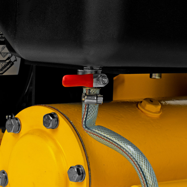 Виброплита бензиновая VC-30W, 30 кН, 60*45 см, 196 см3, бак для воды Denzel в Казани