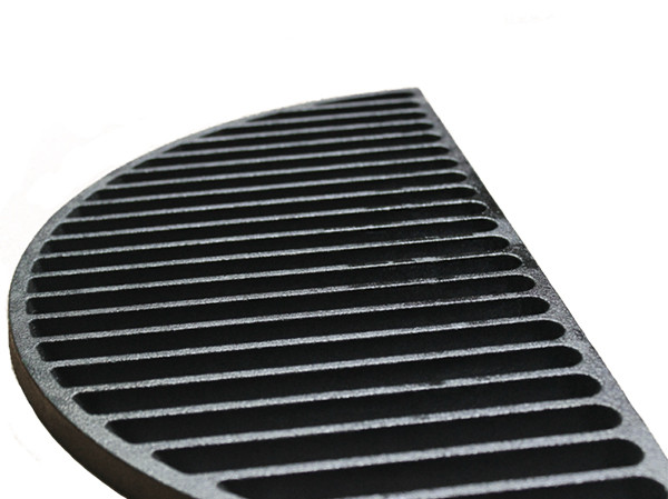 Чугунная решетка в Казани