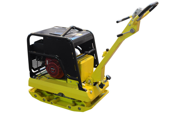 Виброплита реверсивная TSS-CP-420 (гидравлический привод, электростарт, АКБ) в Казани