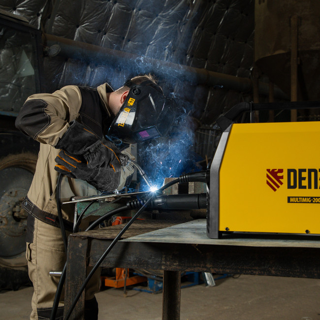 Аппарат инвертор. полуавтомат. сварки MultiMIG-200DP Synergy Double Pulse, 200 А, ПВ 80% Denzel в Казани