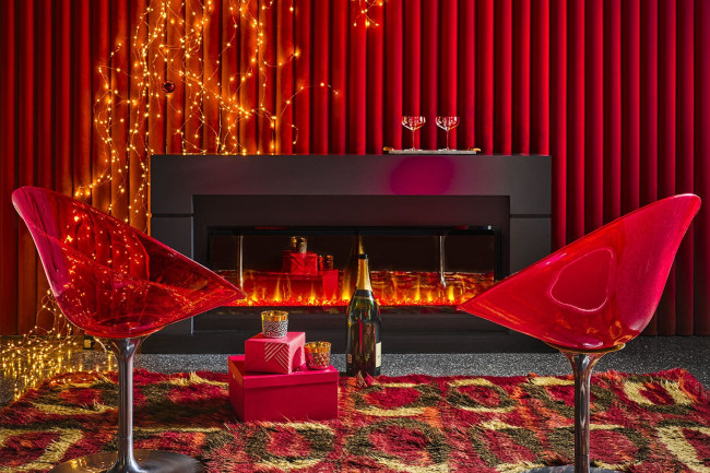 Каминокомплект Lindos (линейный) с очагом Prism BLF5051 в Казани