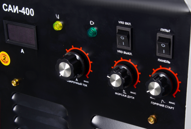 Сварочный аппарат инверторный Ресанта САИ 400 в Казани