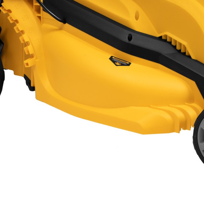 Газонокосилка электрическая GMC-2000, шир. 44см, 2000 Вт, 6 уров., травосб. 45 л Denzel в Казани Газонокосилка электрическая GMC-2000, шир. 44см, 2000 Вт, 6 уров., травосб. 45 л Denzel в Казани