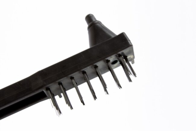 Аппарат инверторный дуговой сварки ММА-160ID, 160 А, ПВР 60%, диаметр электрода 1.6-3.2 мм, провод 2 м Denzel в Казани