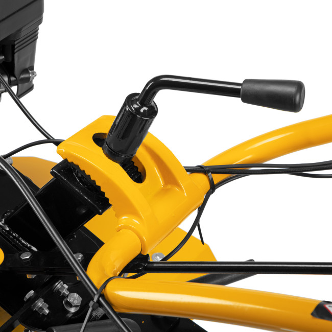 Мотоблок DPT-270, 7 л.с, ременное сцепление, ширина 85 см, глубина 35 см, фрез 3 х 4, ШОМ, передачи 2В/1Н Denzel в Казани