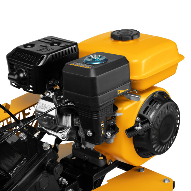 Мотоблок DPT-270, 7 л.с, ременное сцепление, ширина 85 см, глубина 35 см, фрез 3 х 4, ШОМ, передачи 2В/1Н Denzel в Казани