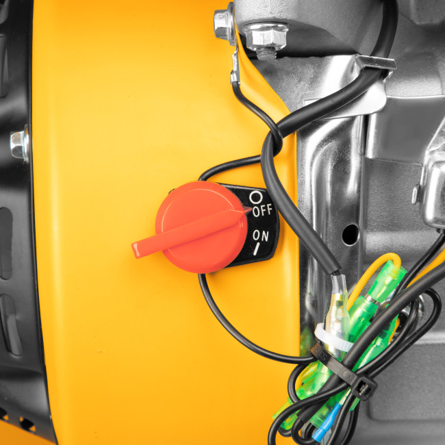 Мотоблок DPT-270, 7 л.с, ременное сцепление, ширина 85 см, глубина 35 см, фрез 3 х 4, ШОМ, передачи 2В/1Н Denzel в Казани