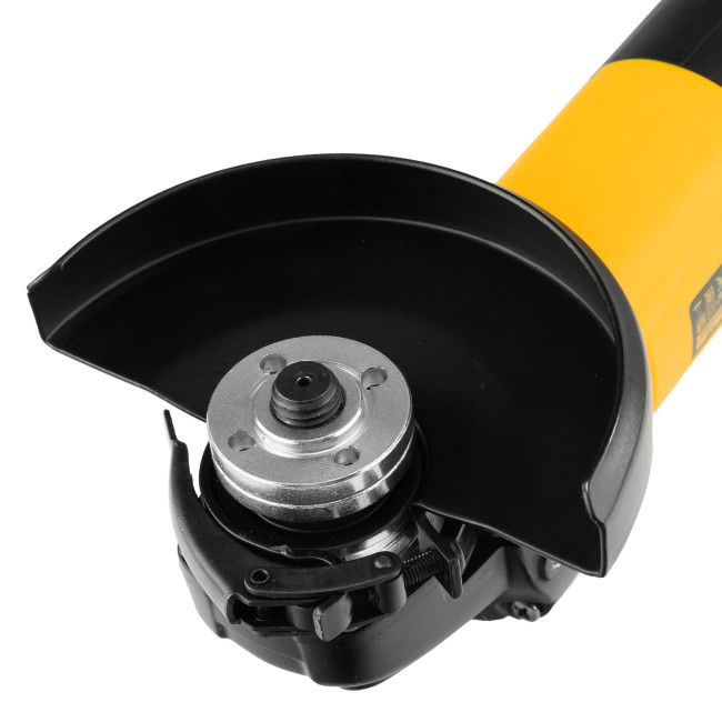 Машина шлифовальная угловая AG125-1100, 1100 Вт, 125 мм, 3000-11000 об/мин Denzel в Казани