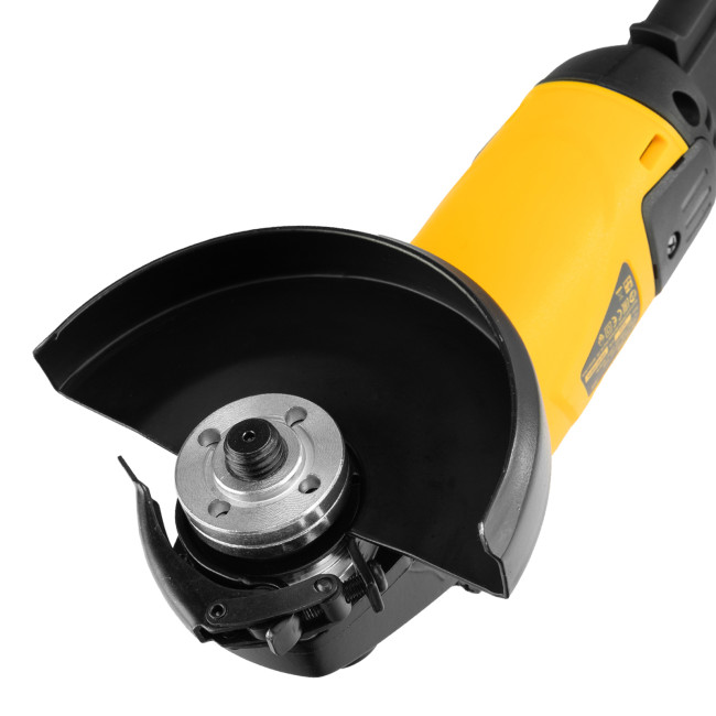 Машина шлифовальная угловая AG125-1100A, 1100 Вт, 125 мм, 3000-11000 об/мин Denzel в Казани