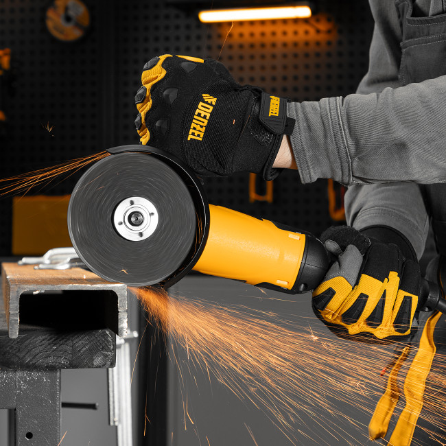 Машина шлифовальная угловая AG125-1100A, 1100 Вт, 125 мм, 3000-11000 об/мин Denzel в Казани