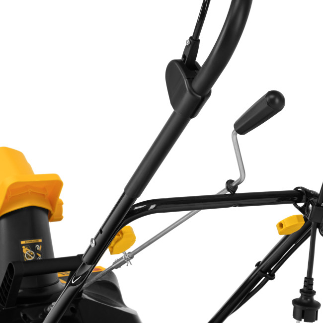 Электрическая снегоуборочная машина ESB-460-M, 1.8 кВт, металлический шнек, LED фара Denzel в Казани