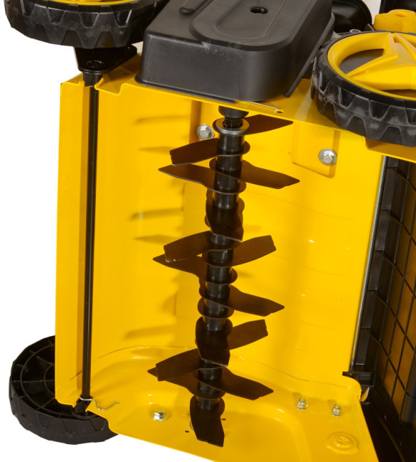 Бензиновый скарификатор-аэратор Huter GSA-7,0 в Казани Бензиновый скарификатор-аэратор Huter GSA-7,0 в Казани