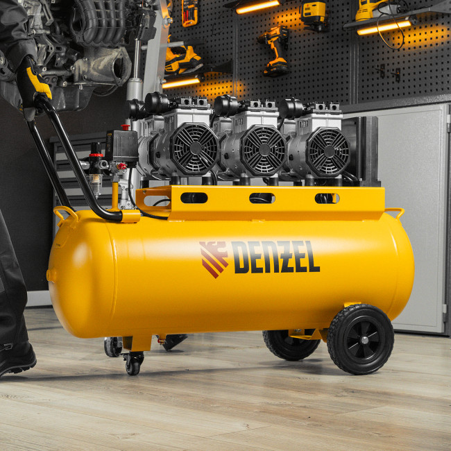 Компрессор безмасляный, малошумный DLS 3300/100, 3300 Вт,3x1100, 100 л, 570 л/мин ,блок управления Denzel в Казани