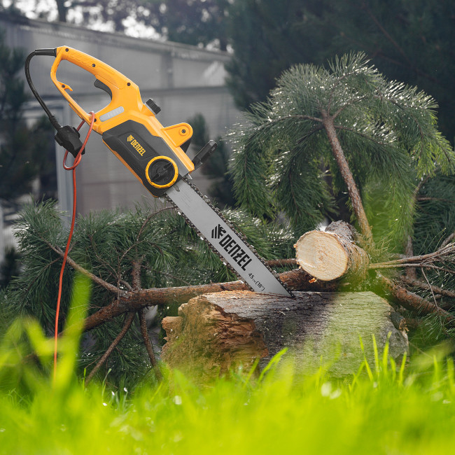 Пила цепная электрическая EDS-2200P, 2.2 кВт,поперечная, шина 45 см, шаг 3/8, паз 1.3 мм, 63 звена Denzel в Казани