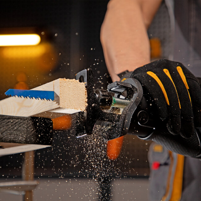 Пила сабельная аккумуляторная бесщет BRC-120-0, 18В Li-Ion Denzel в Казани Пила сабельная аккумуляторная бесщет BRC-120-0, 18В Li-Ion Denzel в Казани