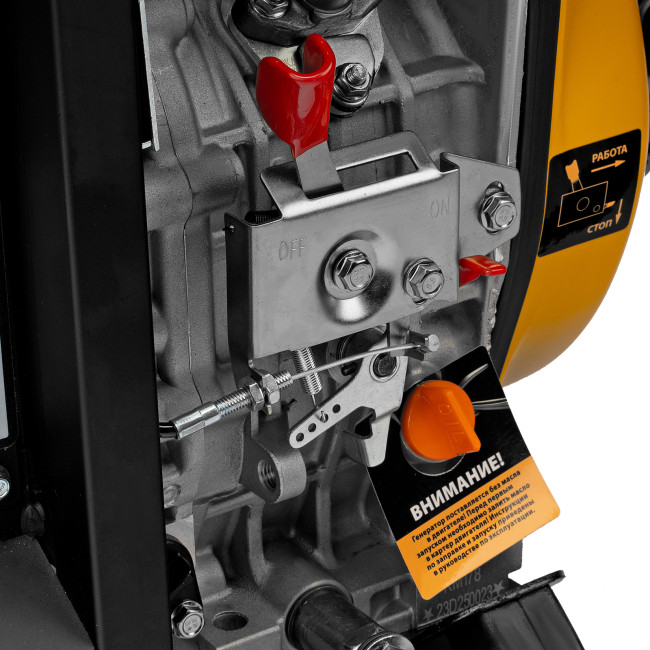 Генератор дизельный DES-32, 3,2 кВт, 230 В, 11 л, ручной стартер Denzel в Казани