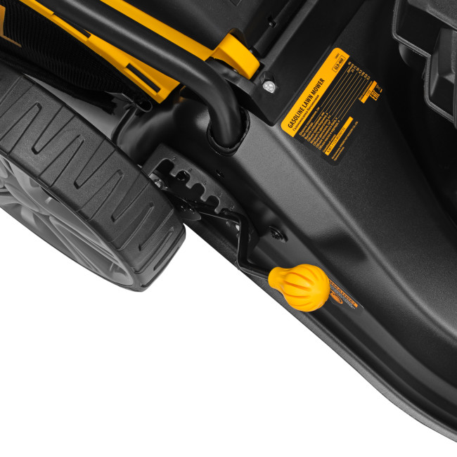 Газонокосилка бензиновая GLD-460, 146 куб.см, ширина 46 см, ручная, 7 уровней, травосборник 50 л Denzel в Казани