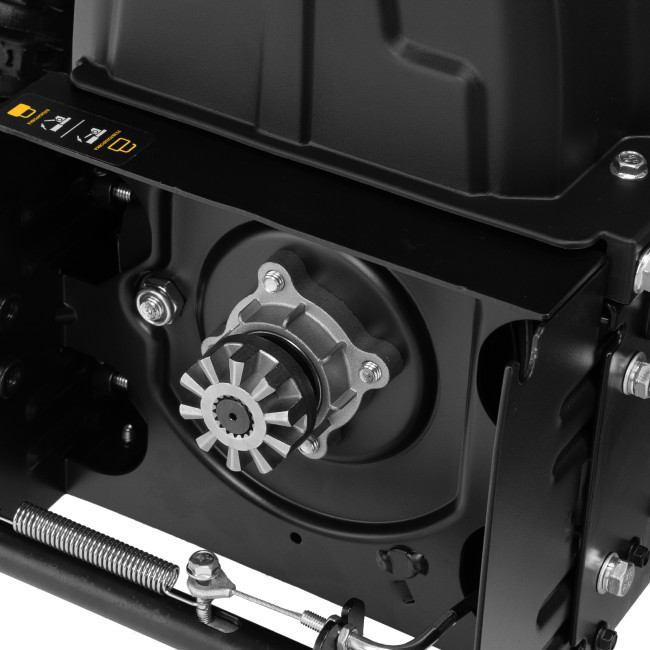 Гибридная снегоуборочная машина с функц. подметания SWB-800, 212 сс, руч. старт, 2 насадки// Denzel в Казани