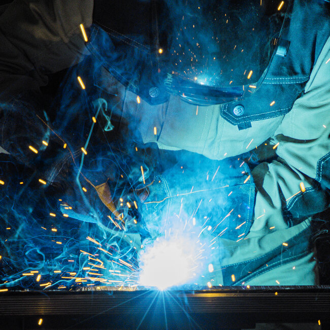 Аппарат инвертор. полуавтомат. cварки IMIG-200, 200 А, ПВ 60%, катушка 5 кг Denzel в Казани Аппарат инвертор. полуавтомат. cварки IMIG-200, 200 А, ПВ 60%, катушка 5 кг Denzel в Казани