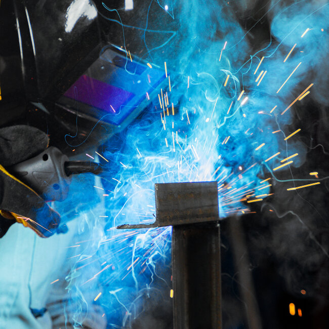 Аппарат инвертор. полуавтомат. cварки IMIG-200, 200 А, ПВ 60%, катушка 5 кг Denzel в Казани Аппарат инвертор. полуавтомат. cварки IMIG-200, 200 А, ПВ 60%, катушка 5 кг Denzel в Казани