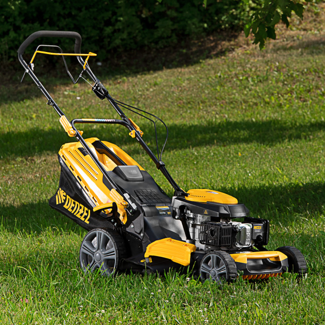 Газонокосилка бензиновая GLD-520SP, 196 куб.см, ширина 52 см, привод, 7 уровней,травосборник 60 л Denzel в Казани