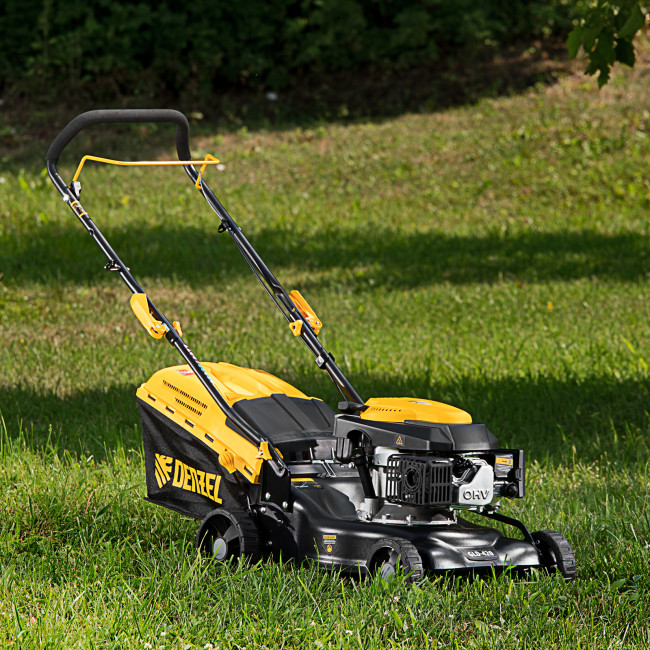 Газонокосилка бензиновая GLD-420, 146 см3, ширина 42 см, 40 л Denzel в Казани Газонокосилка бензиновая GLD-420, 146 см3, ширина 42 см, 40 л Denzel в Казани